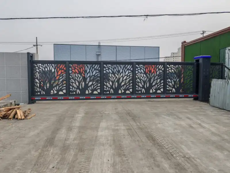 success case 2.5m high 13m long heavy-duty suspension gate for Shijiazhuang Industrial Logistics Park, Hebei - anti-climbing & wind-resistant industrial access design