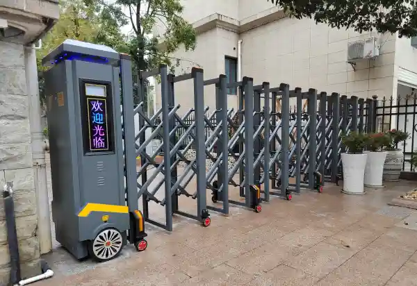 Case study of aluminum alloy retractable gate in Changsha, Hunan