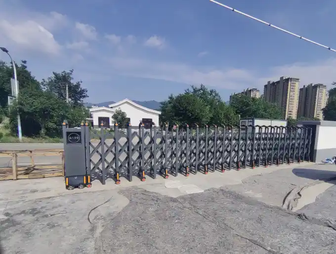 12m retractable outdoor gate installed at industrial park